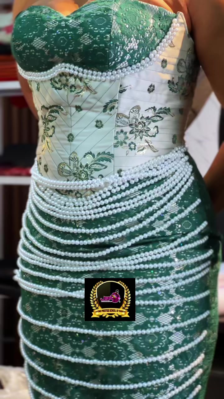 @Jayone school of fashion