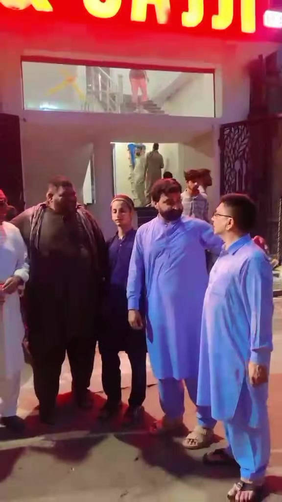 @LAHORI PALWAN