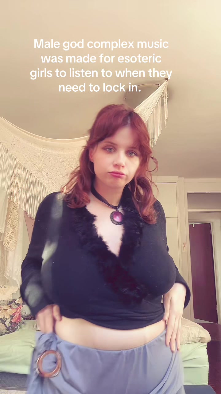 @softlylightly_