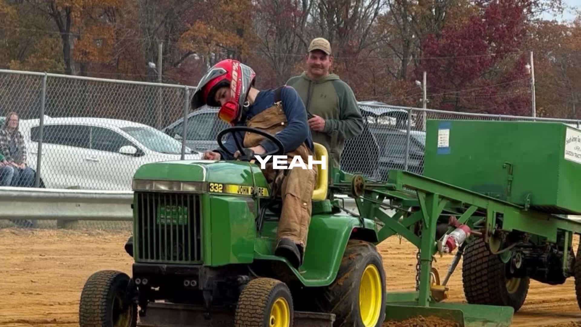@john_deere_man322