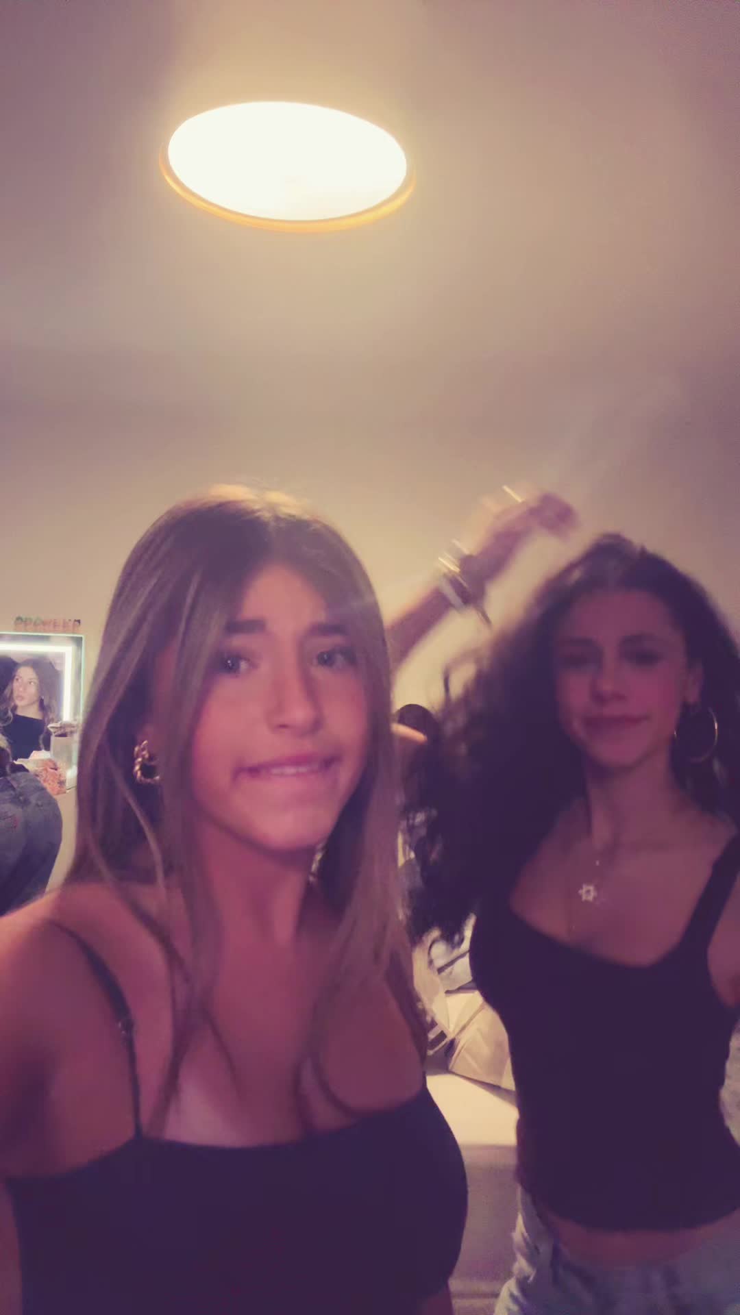 @camimansdorf