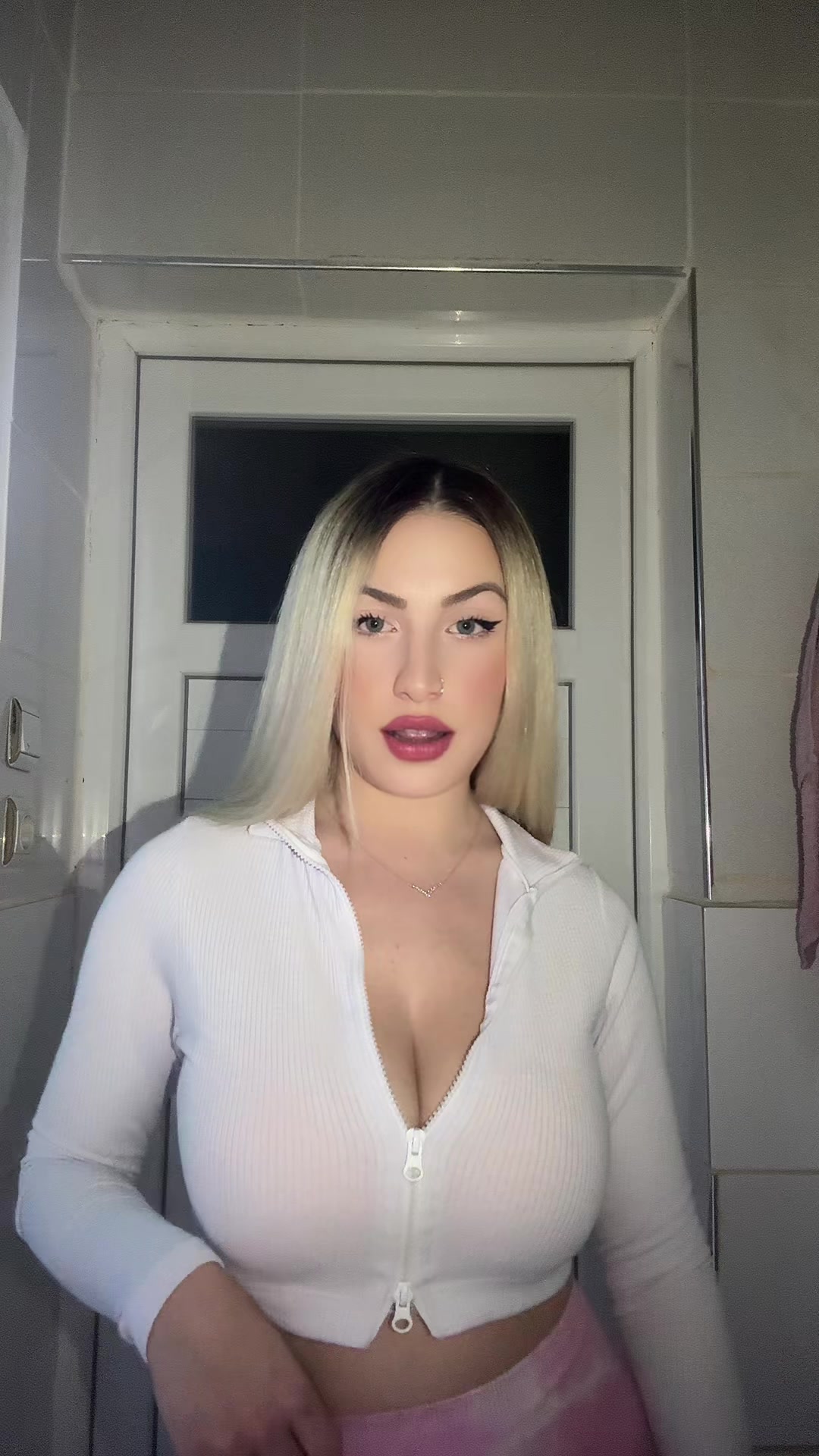 @Özlem Katherina💎