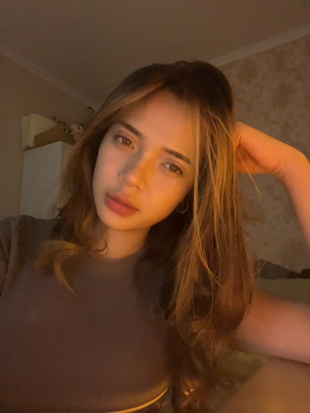 @whoskeziaa