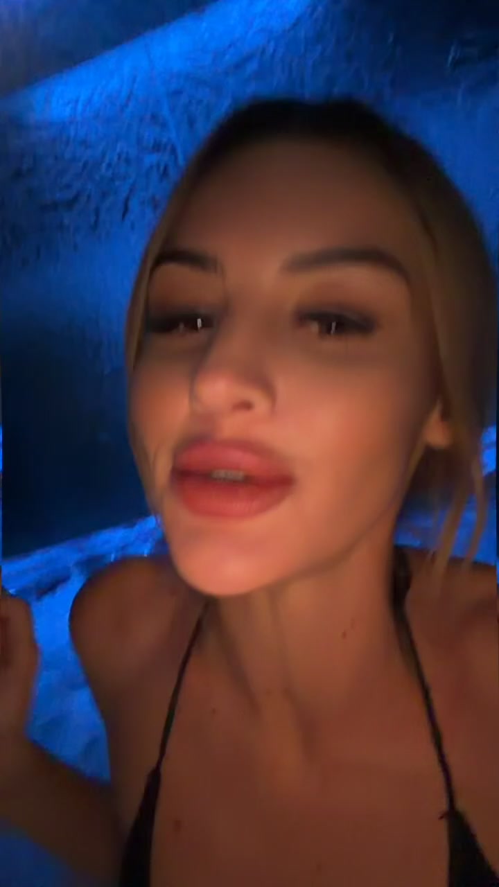 @danielleleiaa