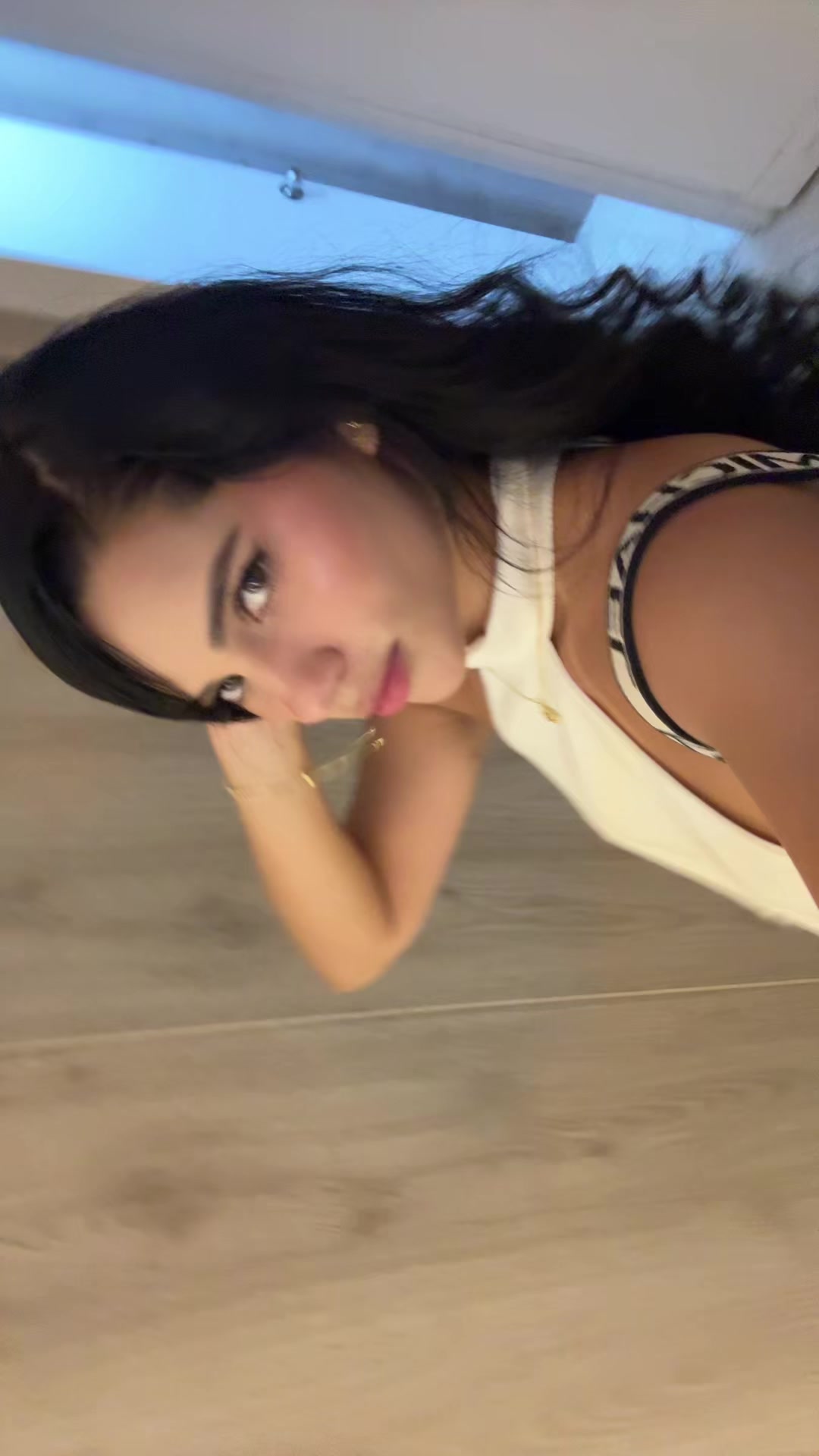 @Camila Henao.