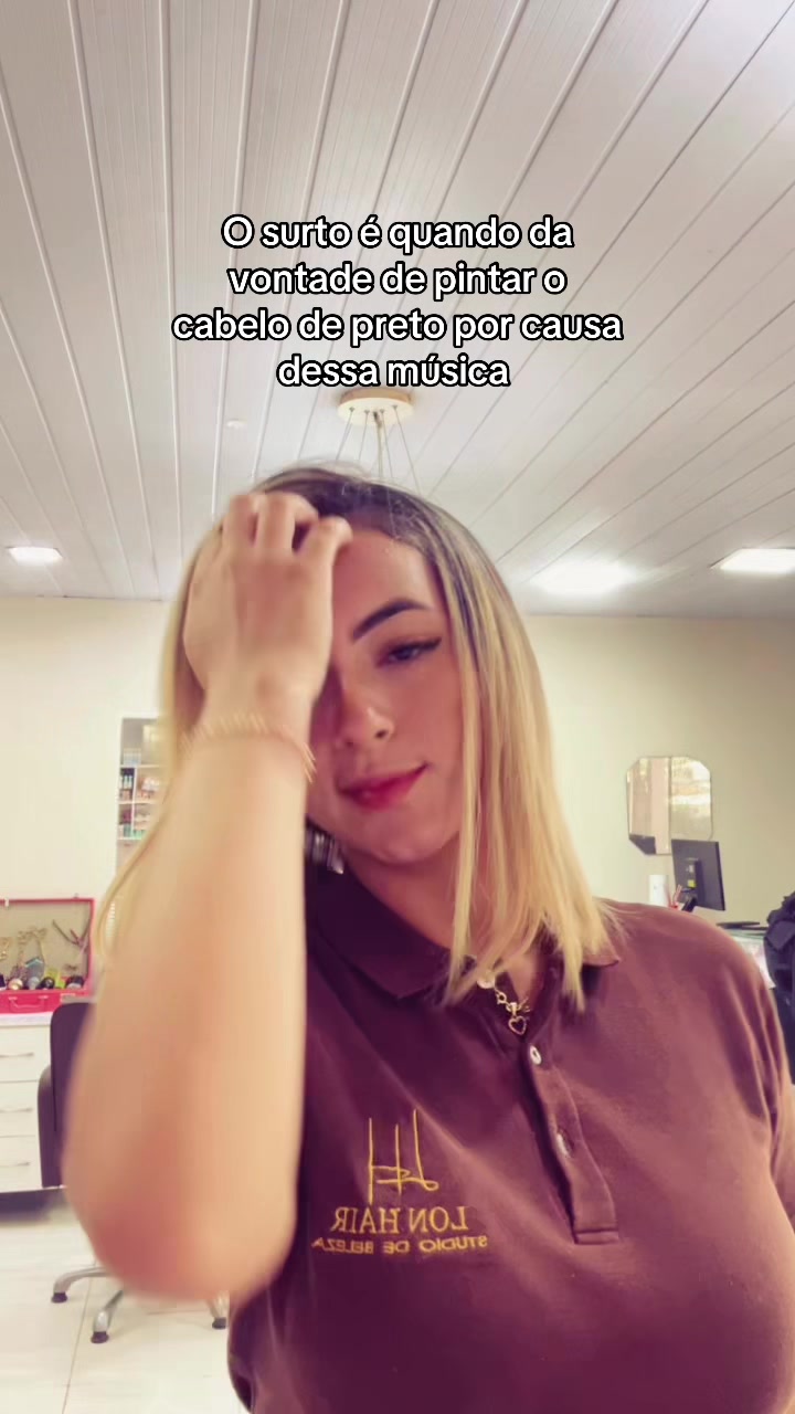 @Emilly katriny🌪️