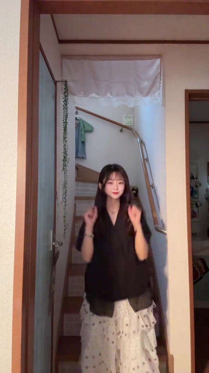 @猫顔代表🐈⬛🌙 / 涼乃ひびき