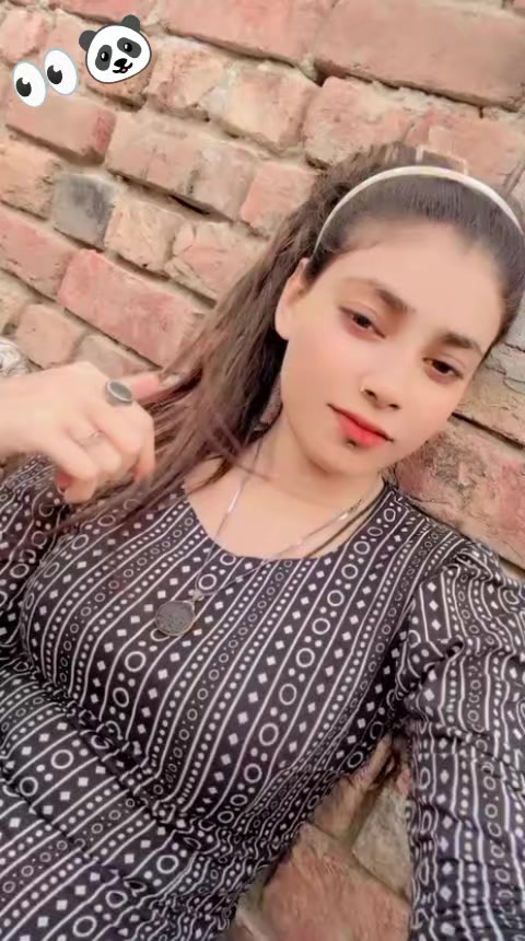 @🐼Gudiya Rajput👑