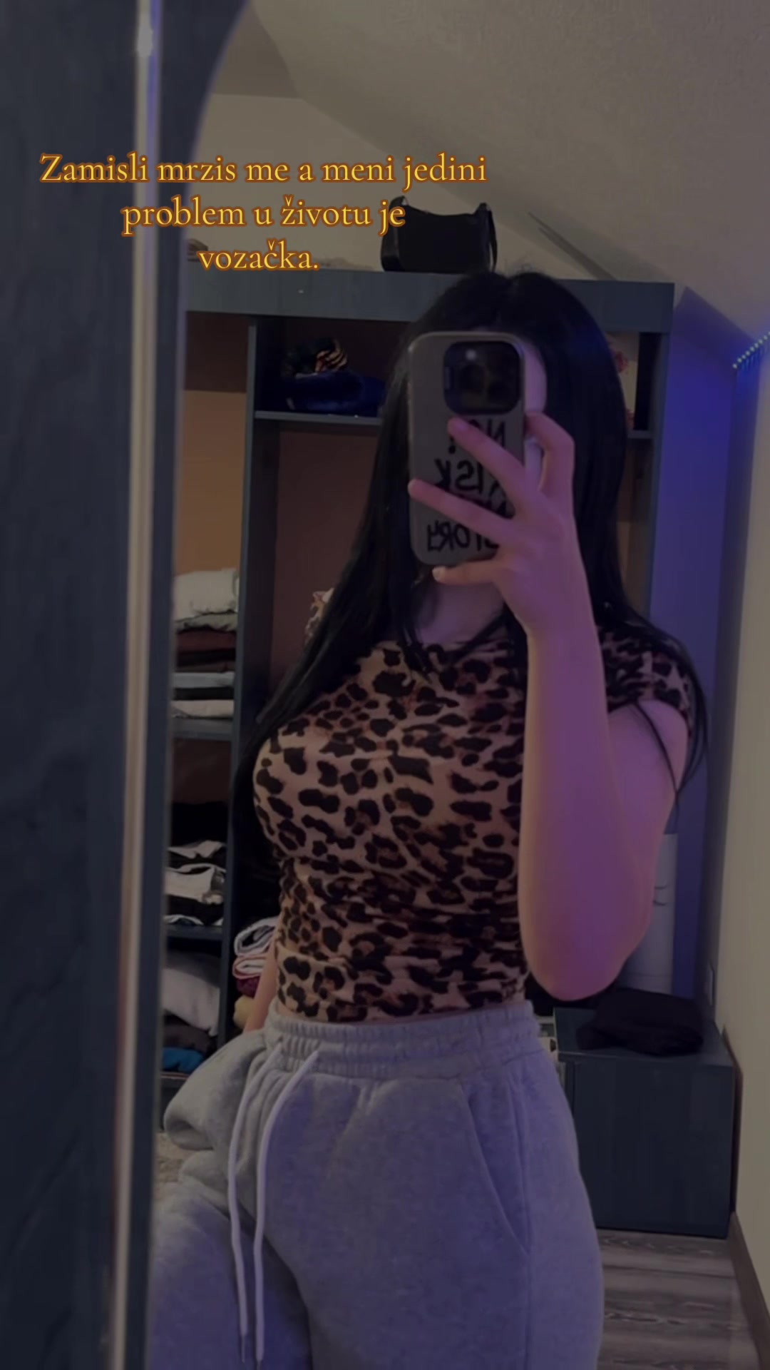 @⚜️