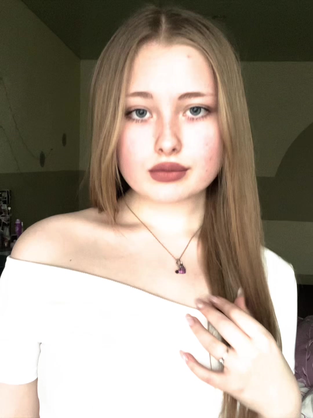 @𝐸.🤍