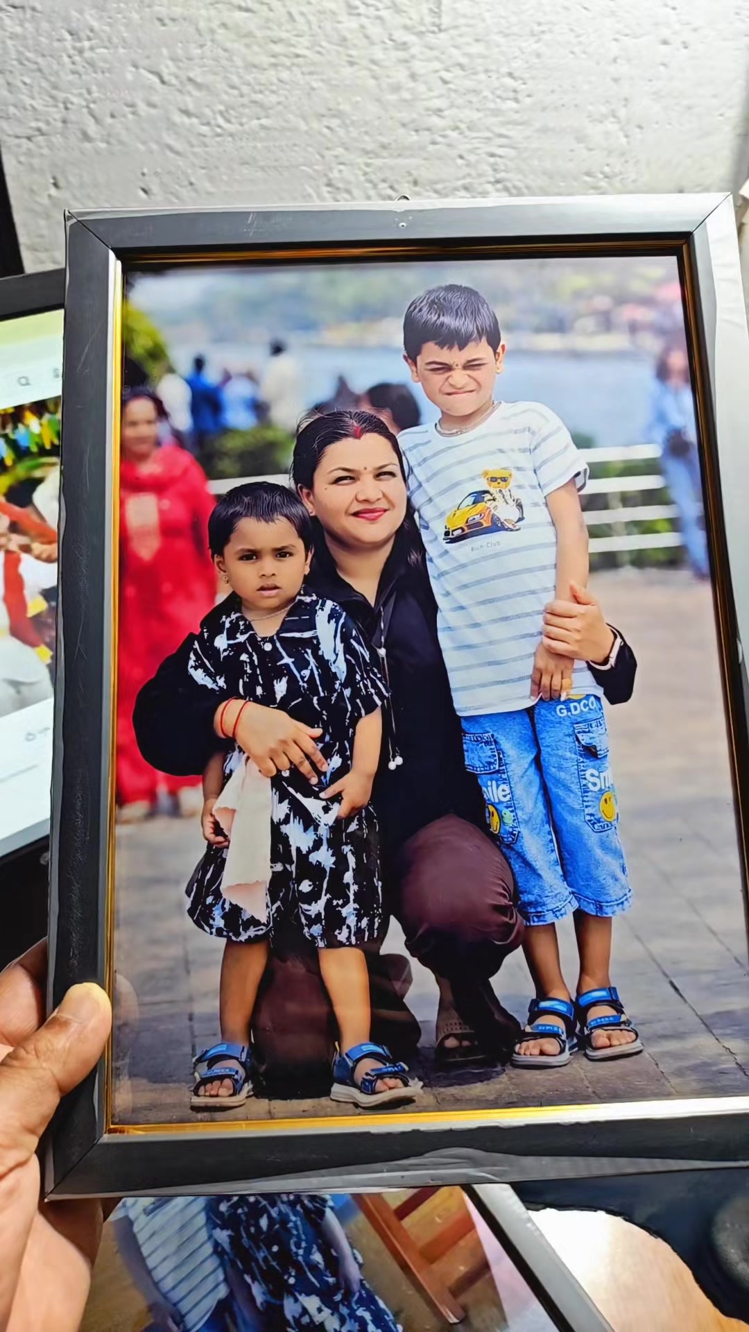 @शाईन फोटो स्टुडियो
