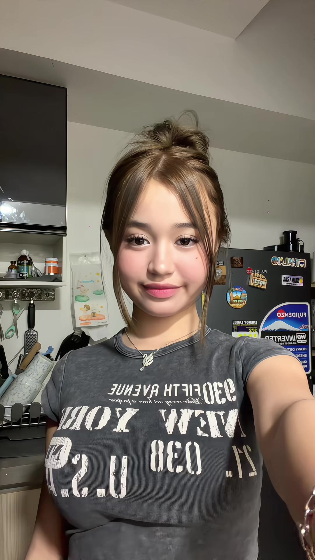 @Chichi
