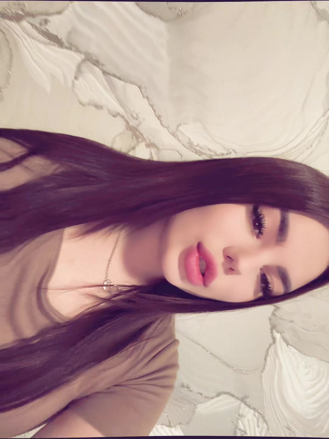 @🥥𝑽 𝑰 𝑲 𝑨🥥