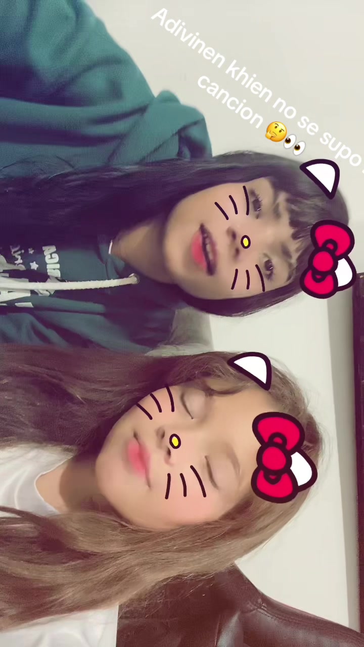 @NICOHLE Y VALENTINA