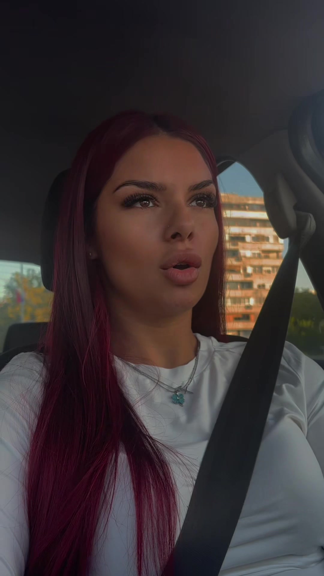 @_____mmoonnaa_____