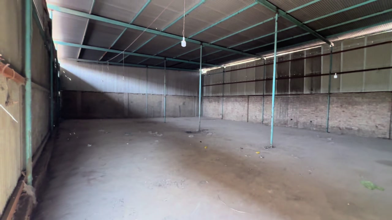 @Real Estate & Construction W..