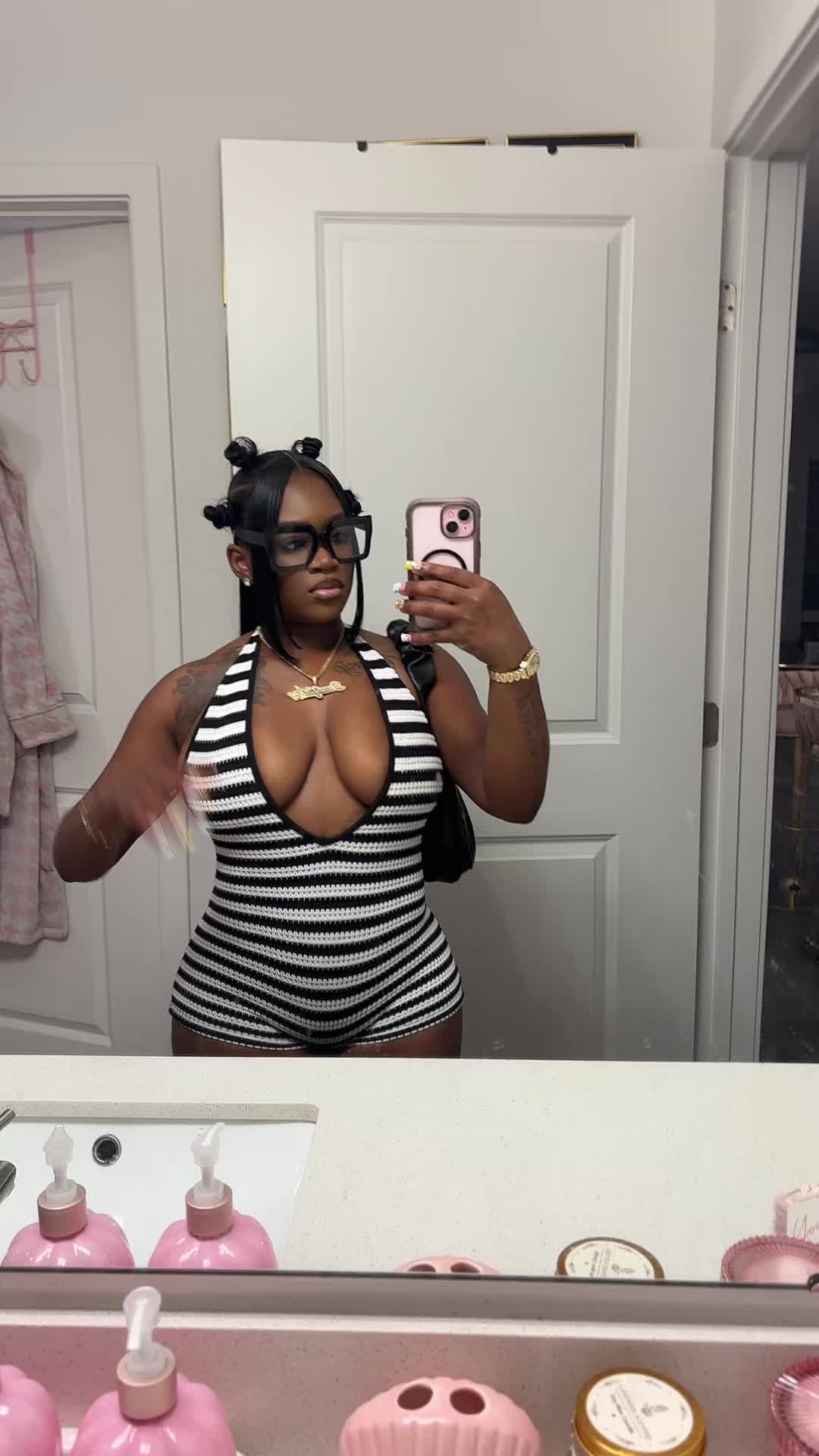 @_BeautifulHustler