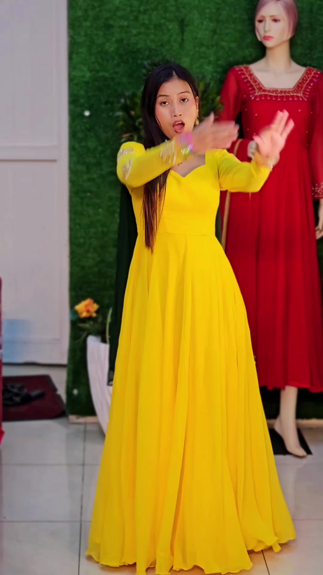@Rekha Fashion