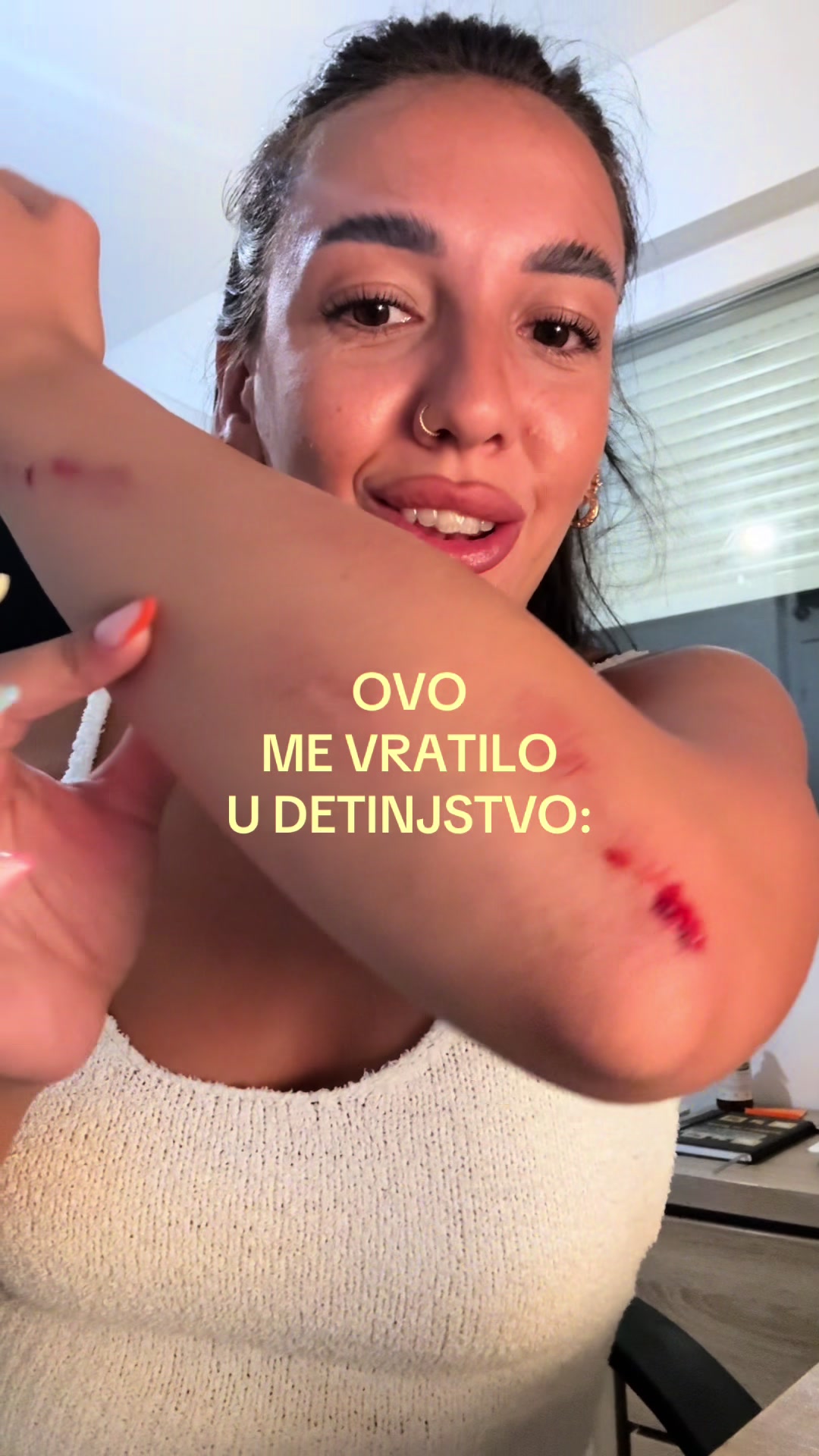 @miajoske