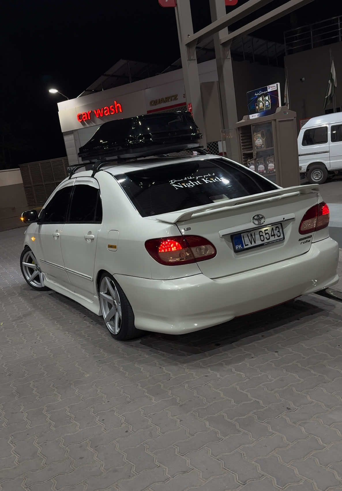 @HuMza_🪐