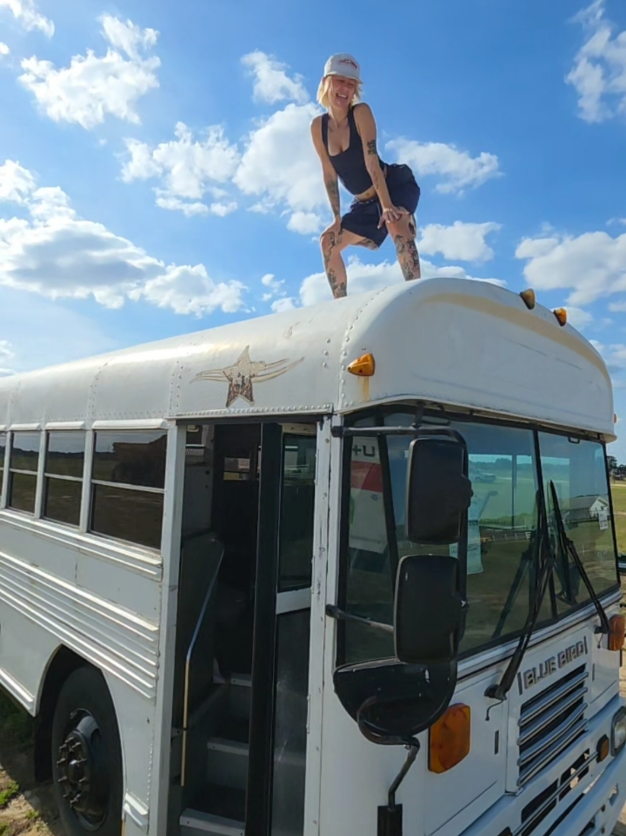 @BusandBunny