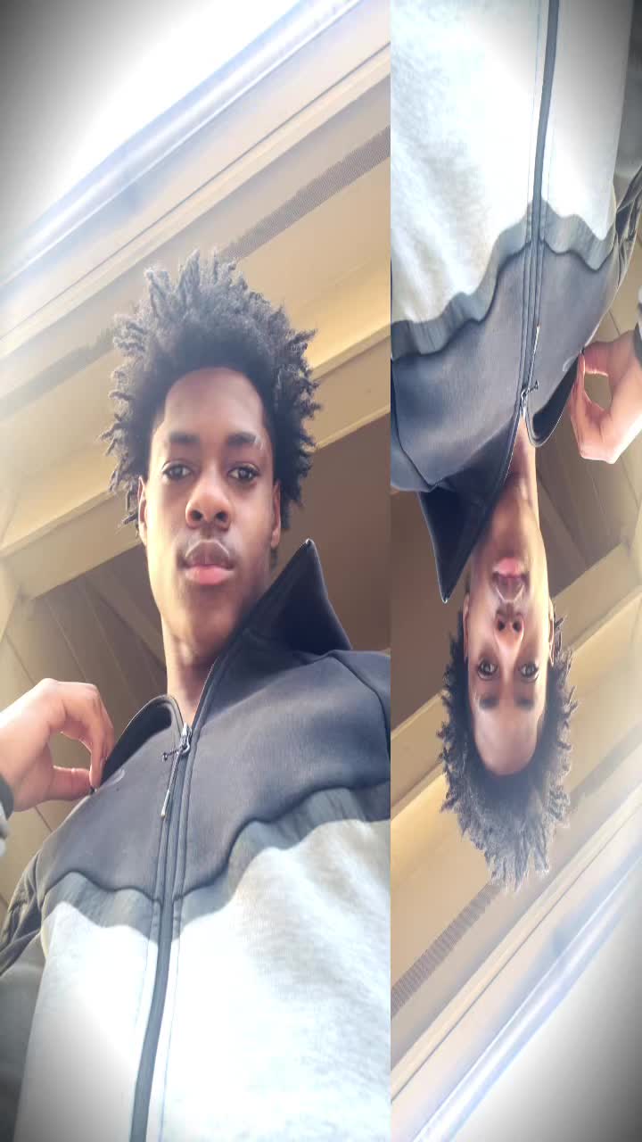@⃟