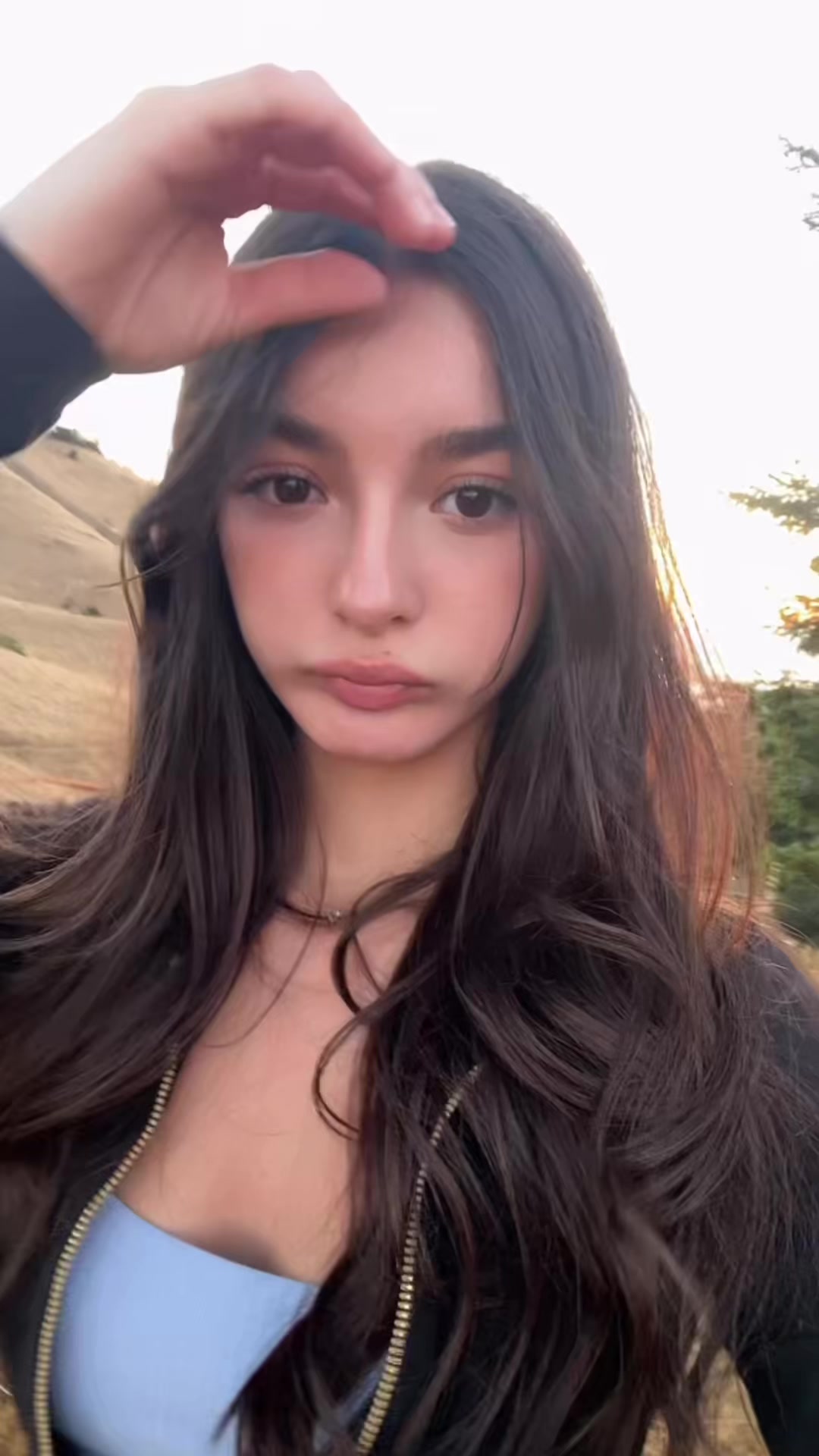 @user1296729175