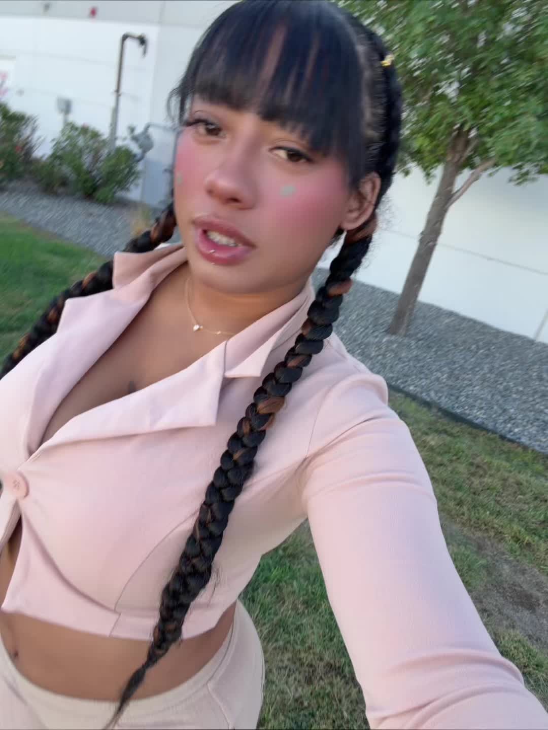 @Yailinbby