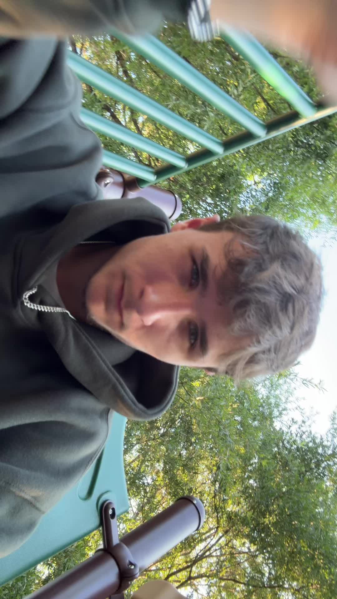 @justleland