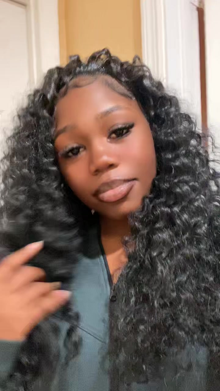 @queenrackzz