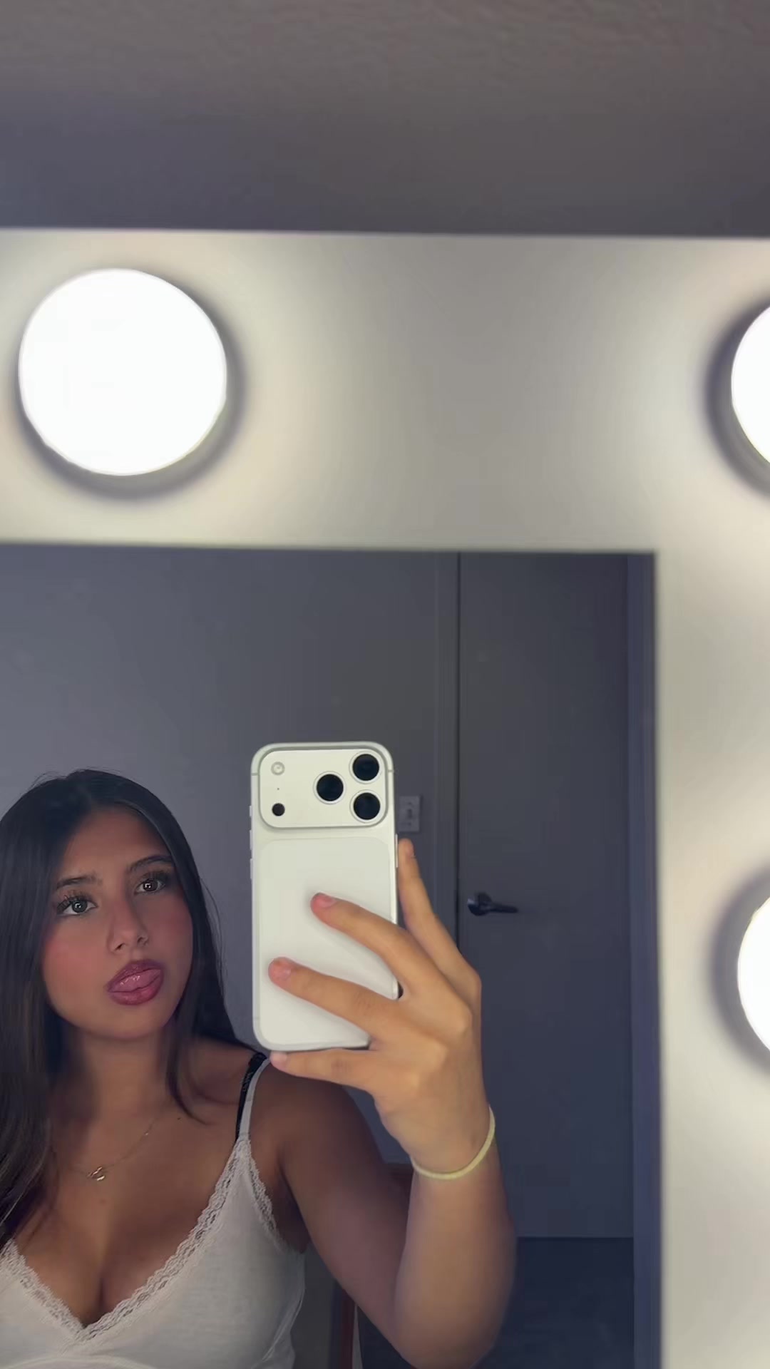 @emi