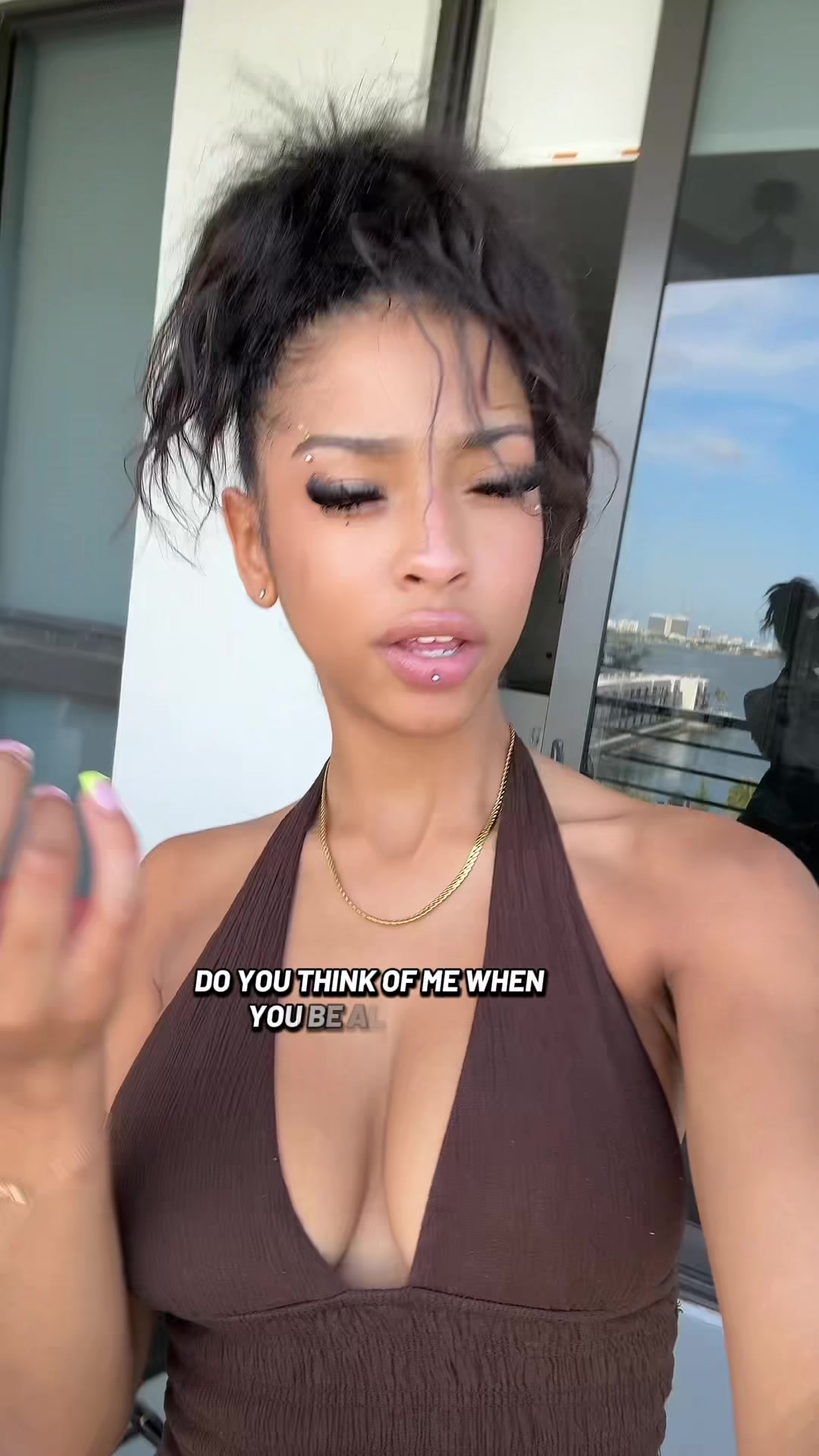 @Wovie