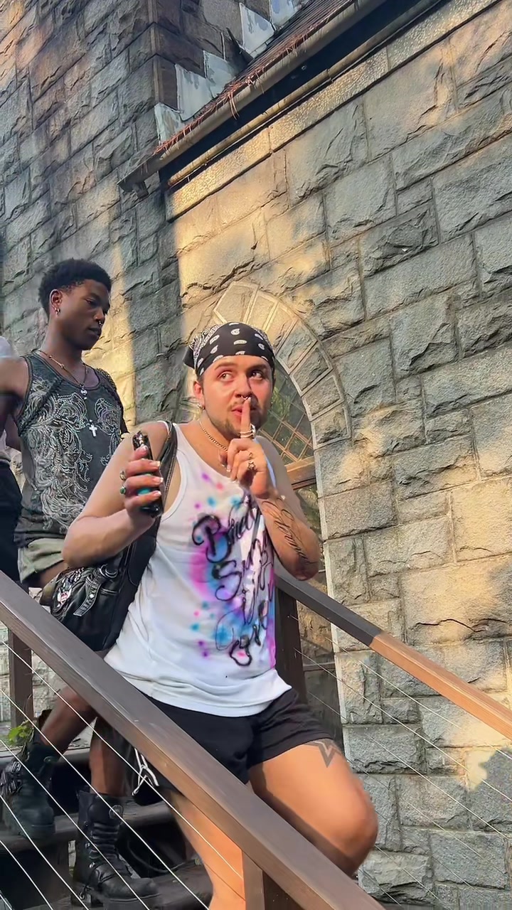 @fefe 🫰🏼