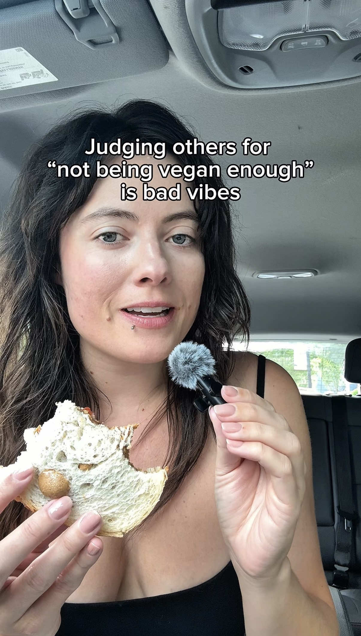@maggieeatsvegan