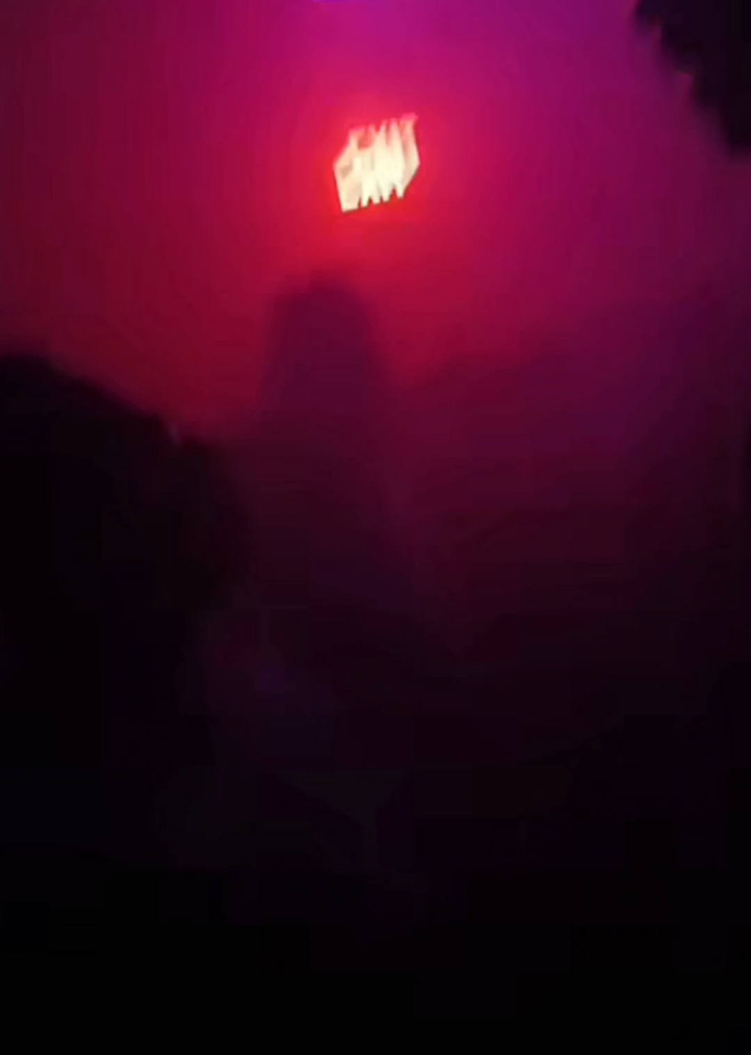 @𝑵𝒂𝒎𝒊𝒙 🤳..·¨・🏕💫·¨·..🎮