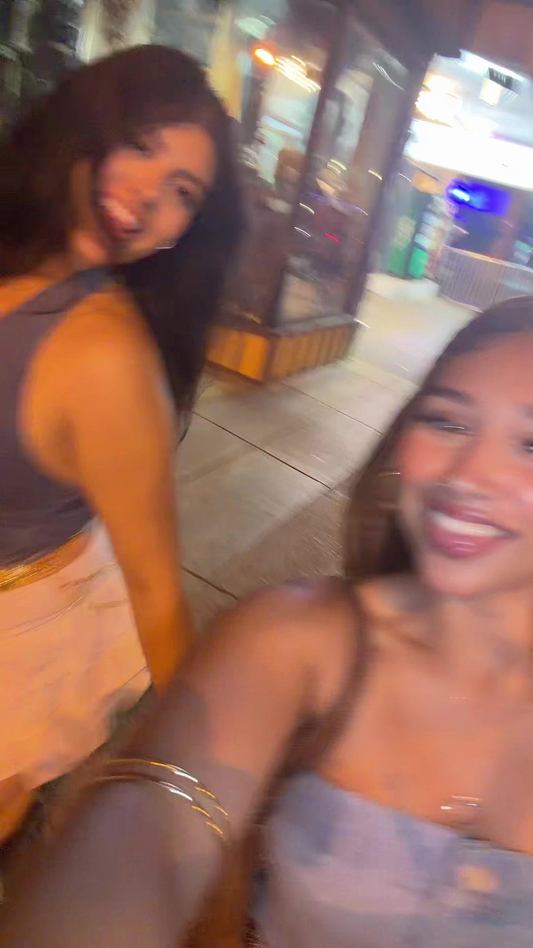 @Elliana ☆ 🐆