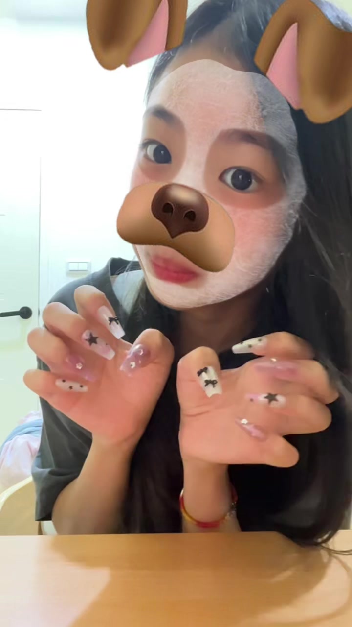 @開心果🦋