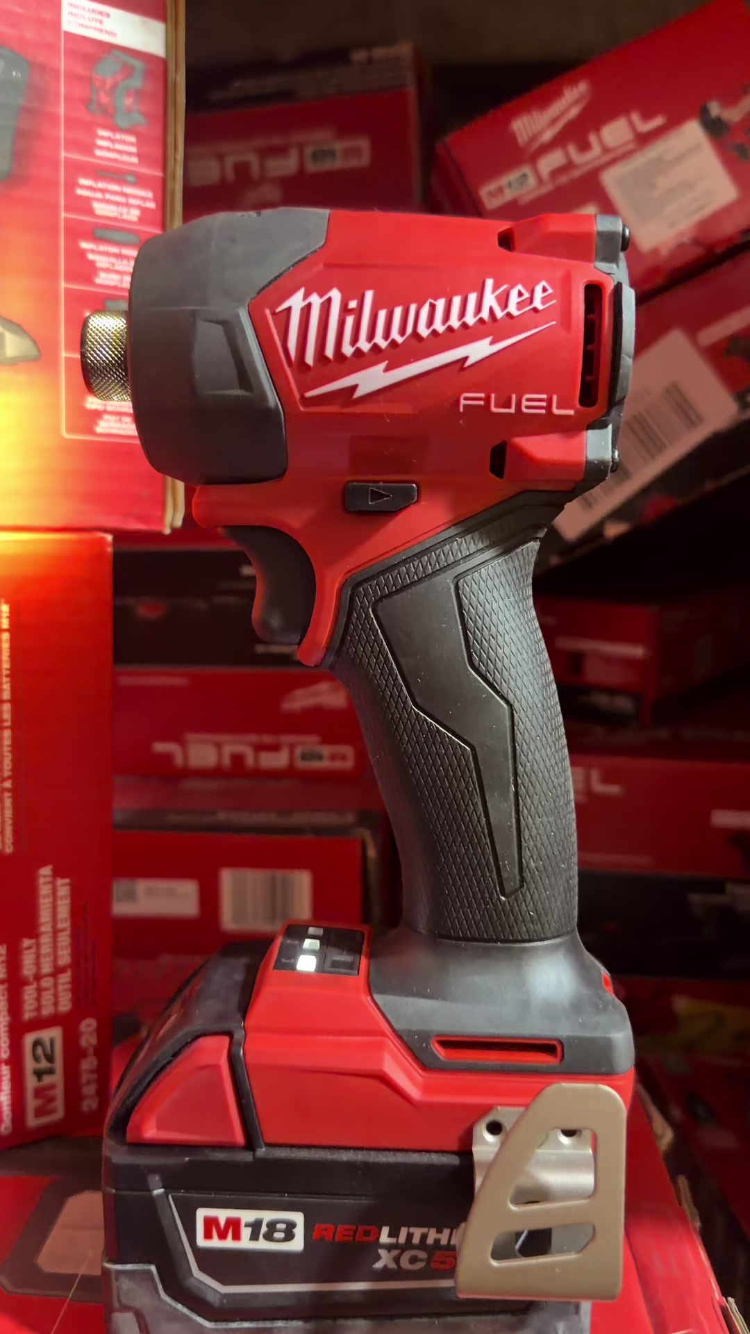 @TÙNG POWERTOOL