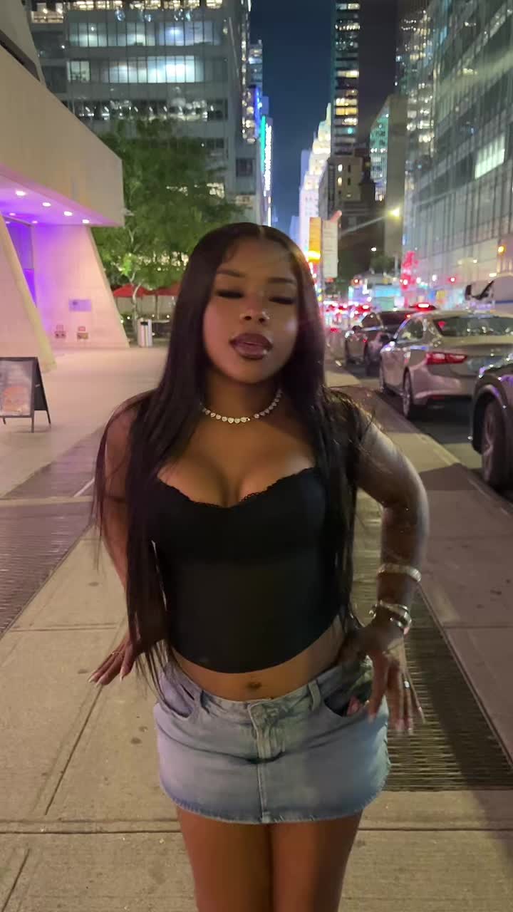 @DaBiggestt