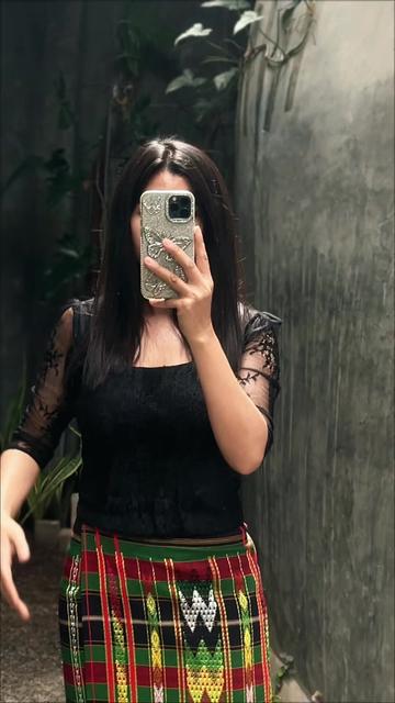 @Arrsi (ကျိုင်းတုံ)