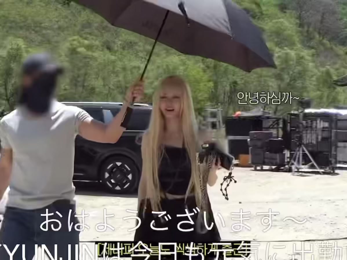 @w.hide.fim