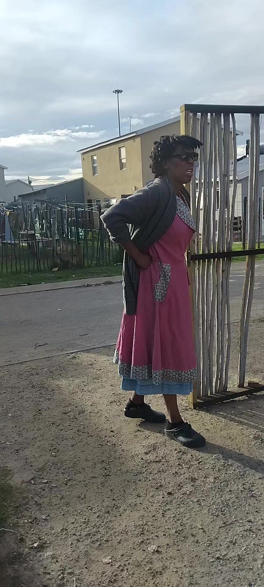 @Nqanqa