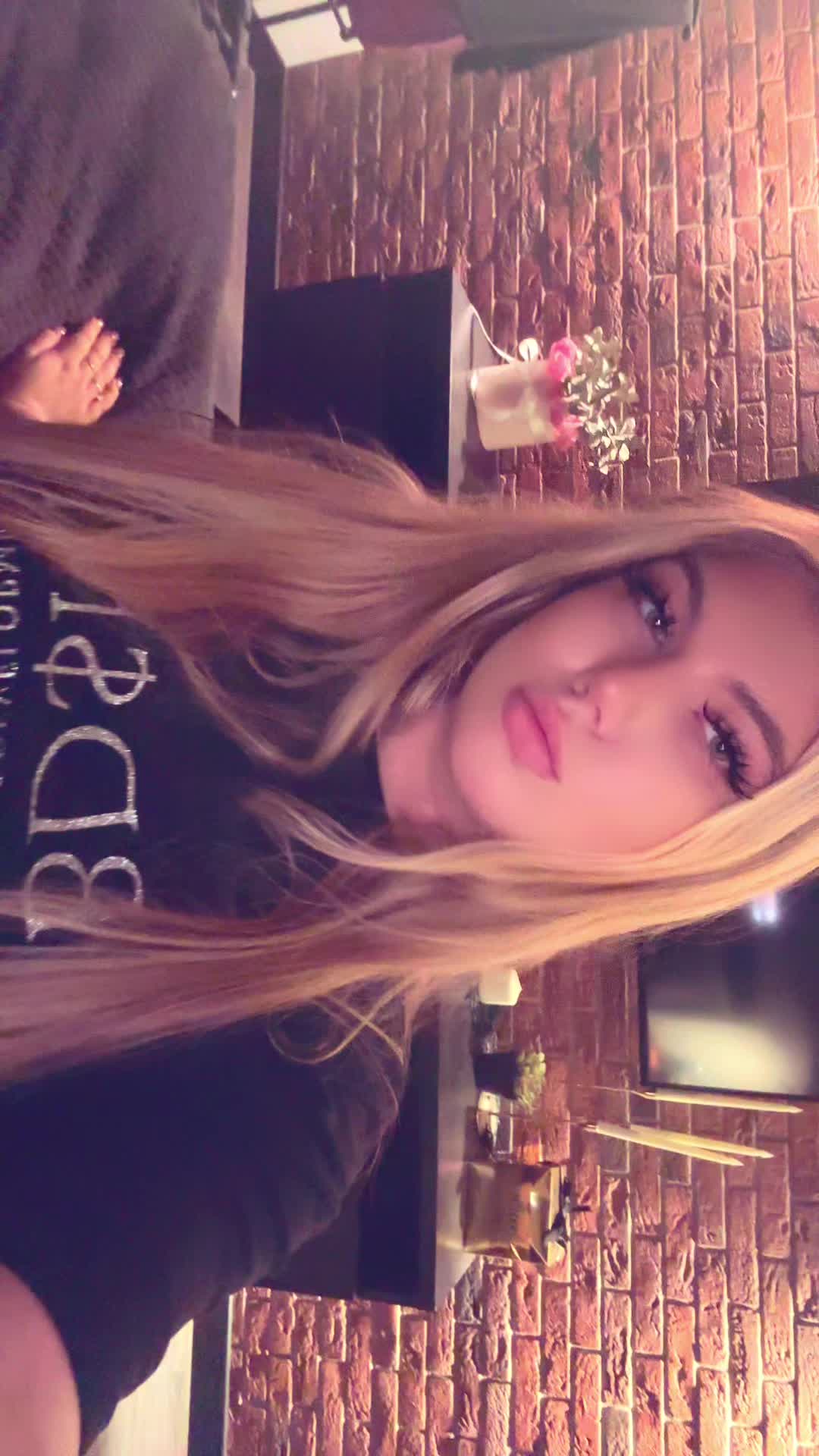 @🦋🤍