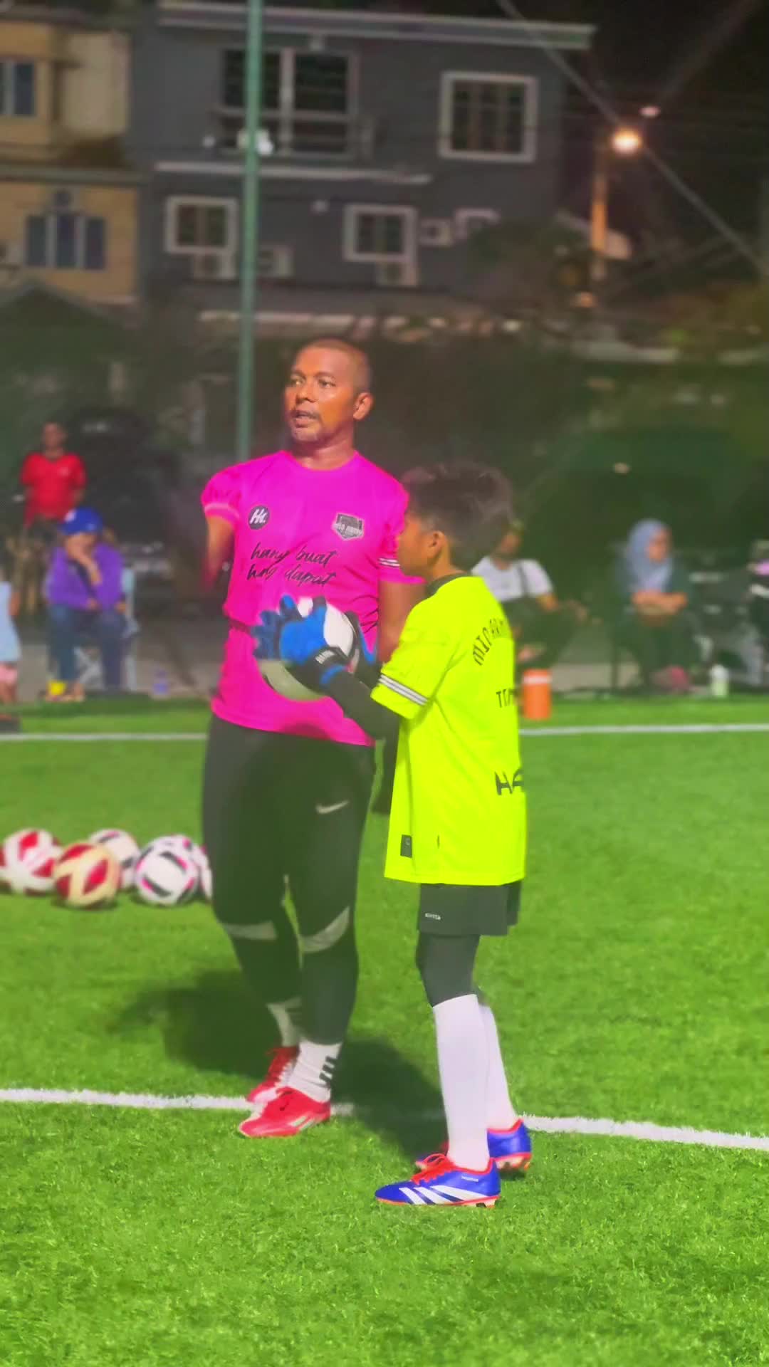 @Mio Army GoalKeeper Trainer