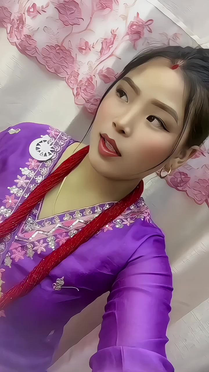 @Anju Theeng waiba🌙❤️🌼🦋