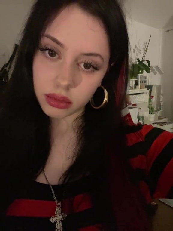 @77sleepydoll