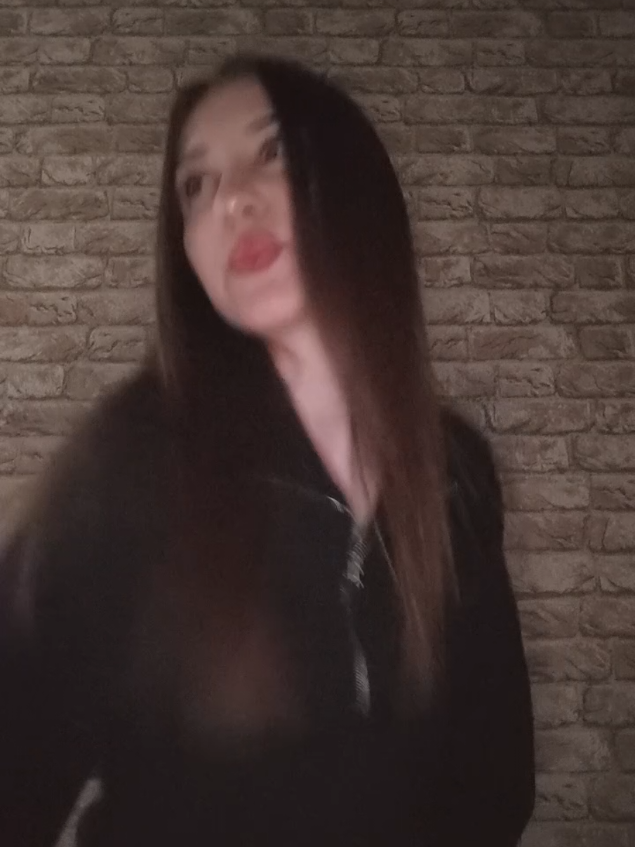 @Клубничка