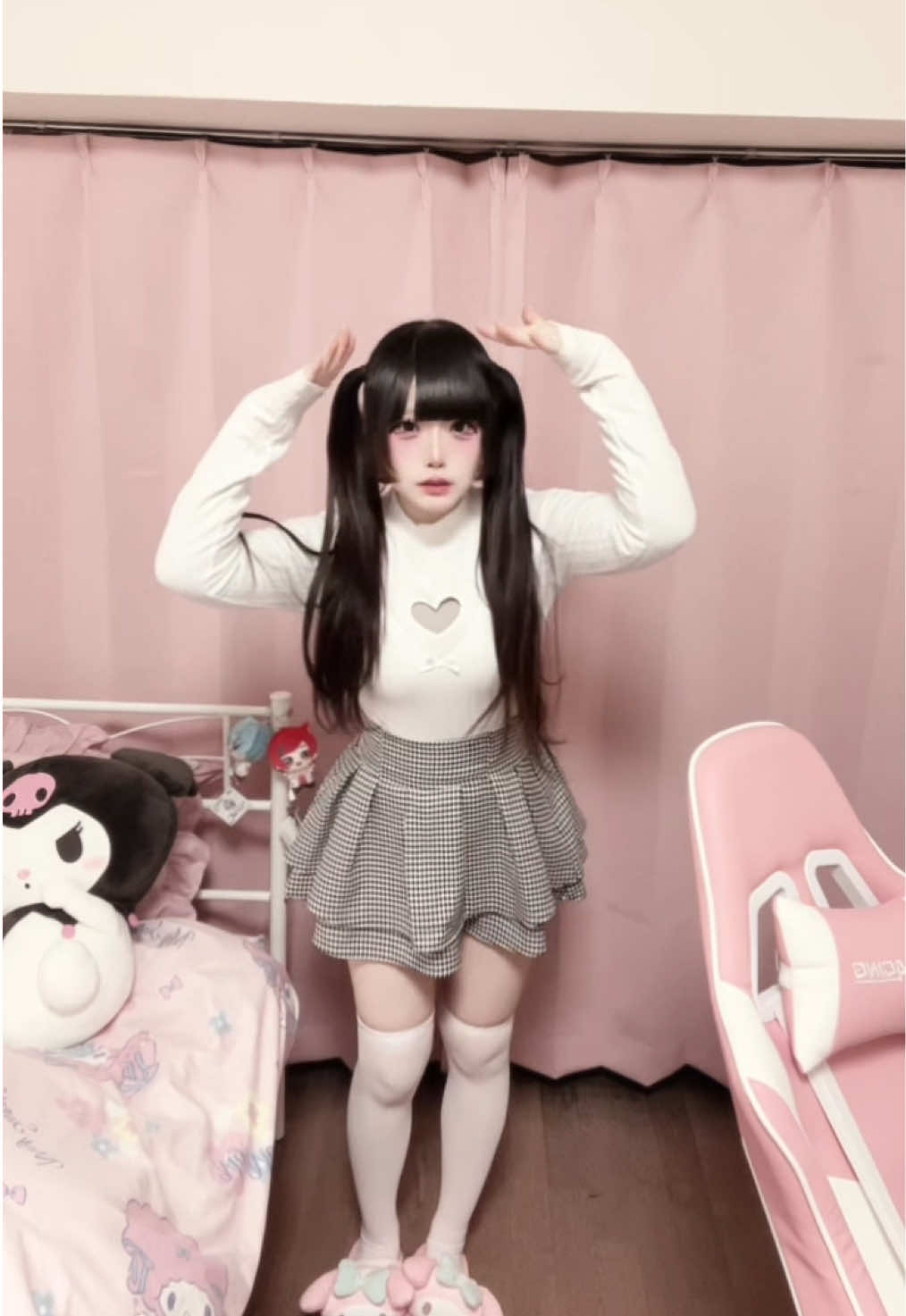 @姫川あやり【ONE LAST ՏᕼOT】