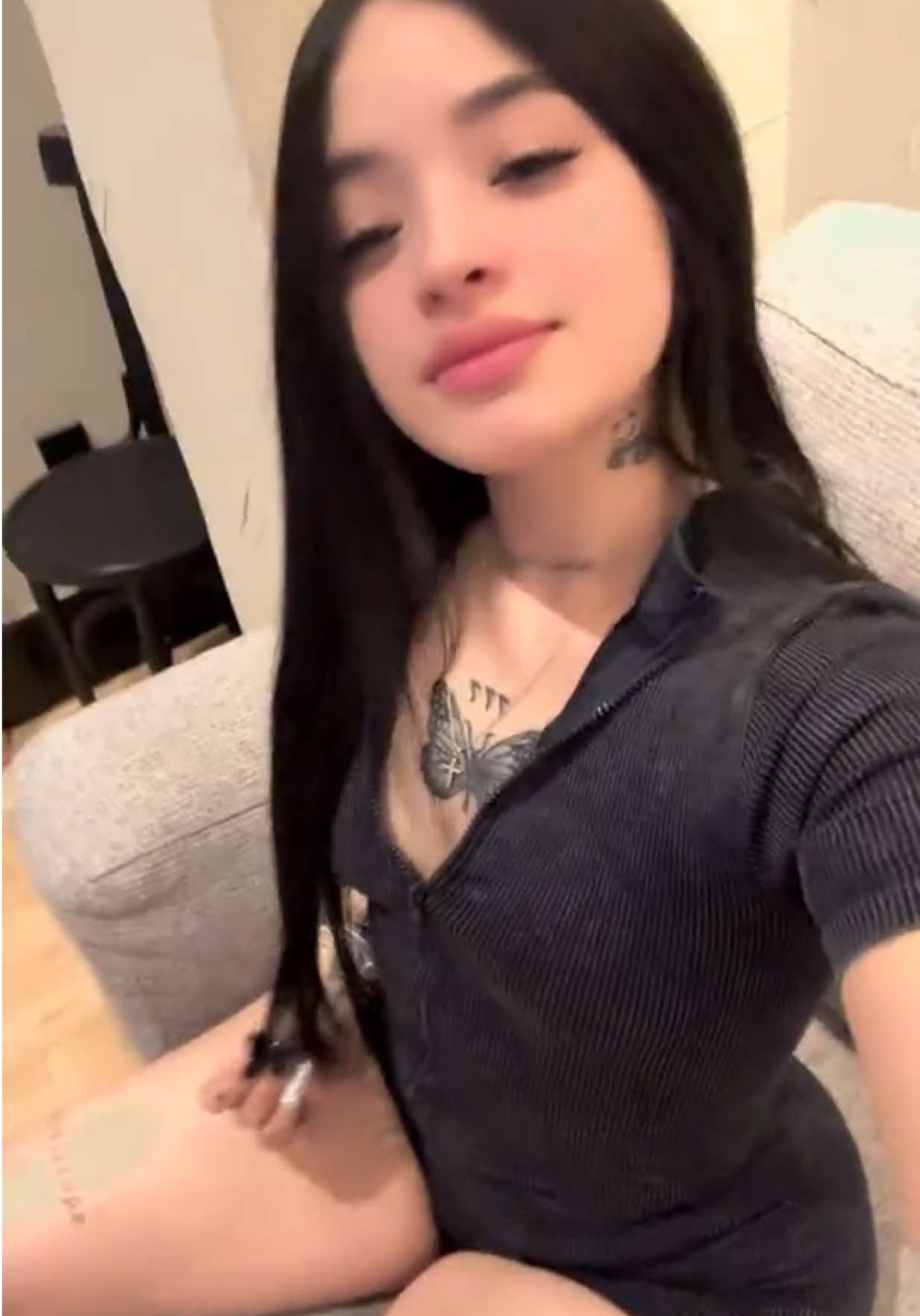 @Andreinaaa🦋