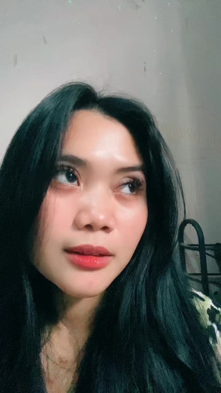 @Estervania03